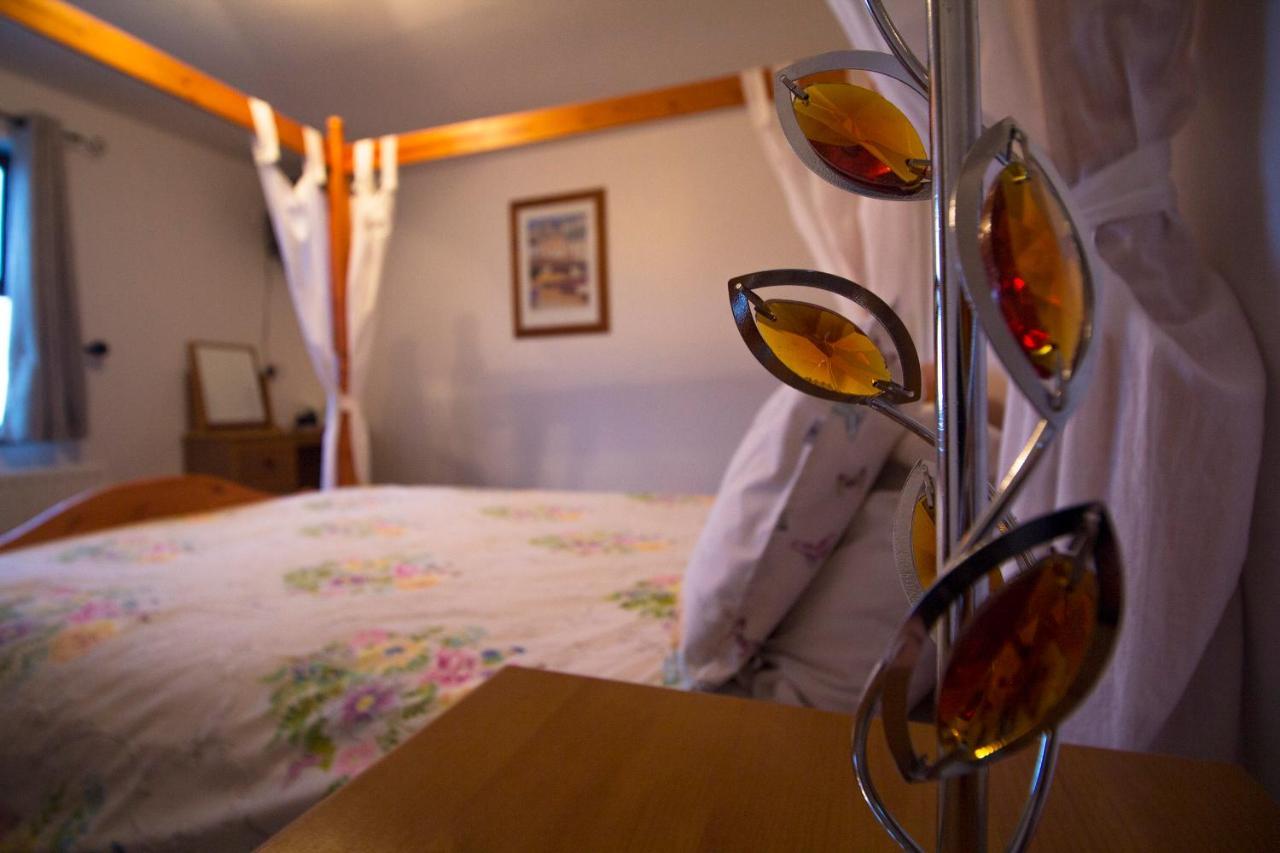 Killoughagh House Bed & Breakfast คูเชนดอล ภายนอก รูปภาพ