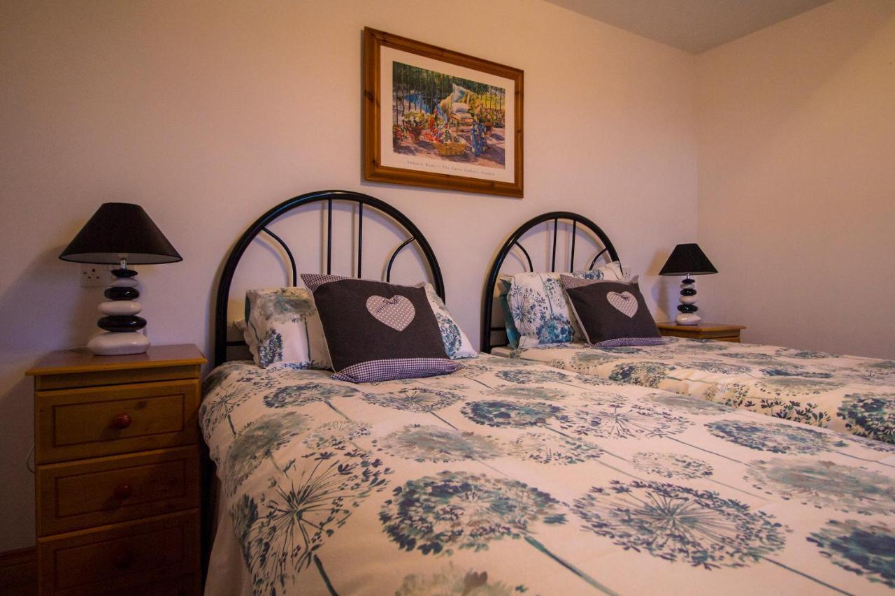 Killoughagh House Bed & Breakfast คูเชนดอล ภายนอก รูปภาพ