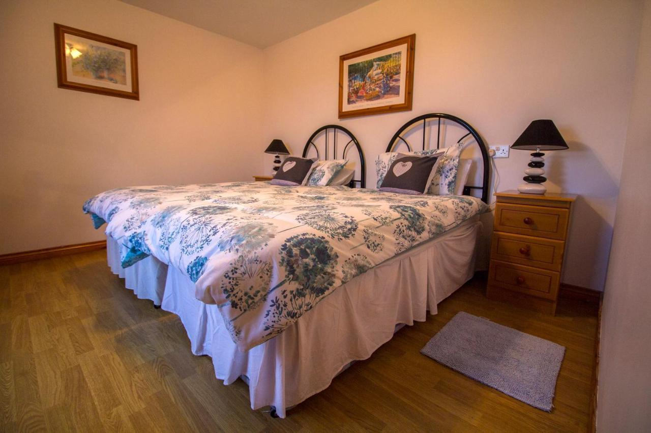 Killoughagh House Bed & Breakfast คูเชนดอล ภายนอก รูปภาพ