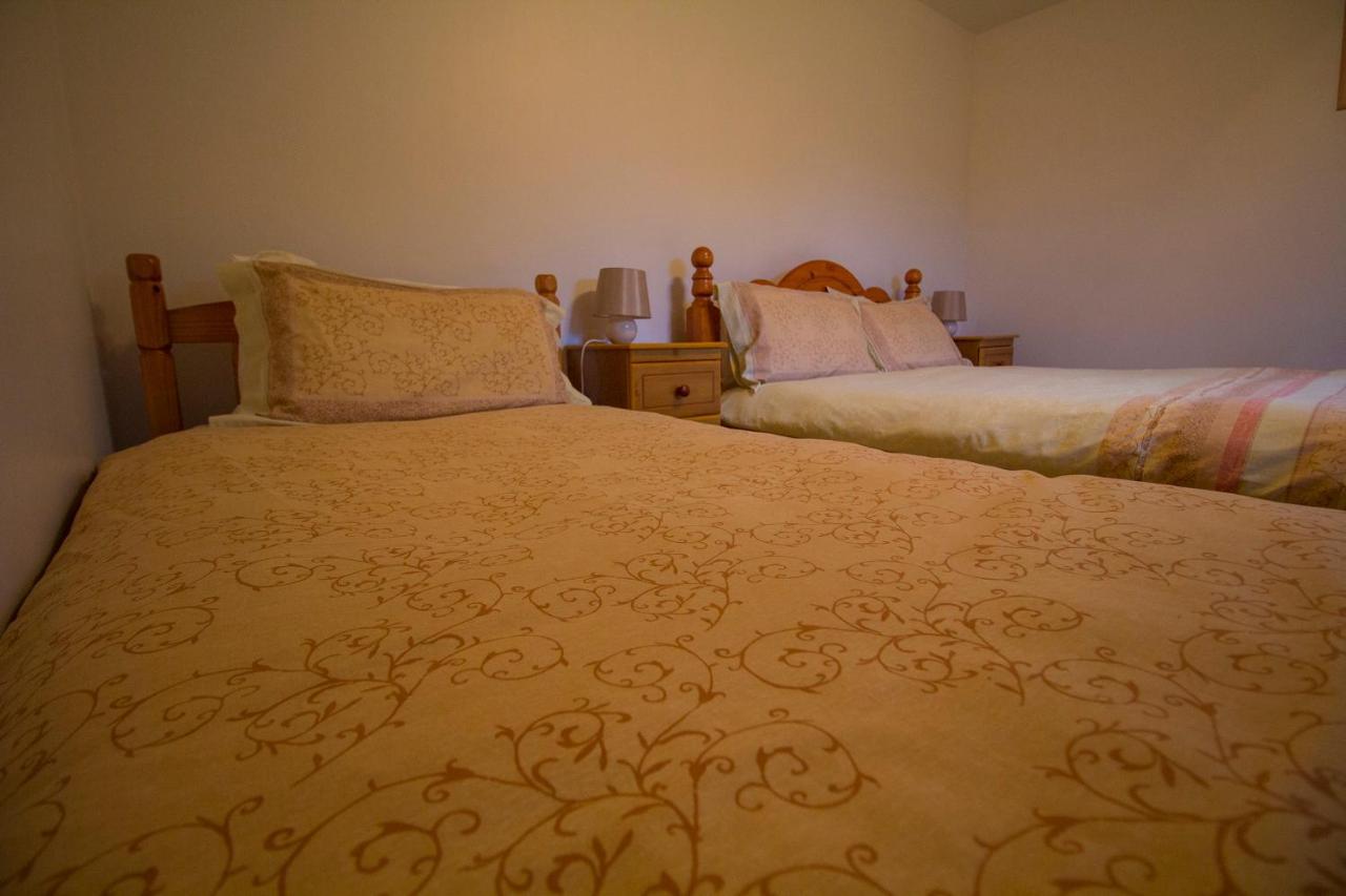 Killoughagh House Bed & Breakfast คูเชนดอล ภายนอก รูปภาพ